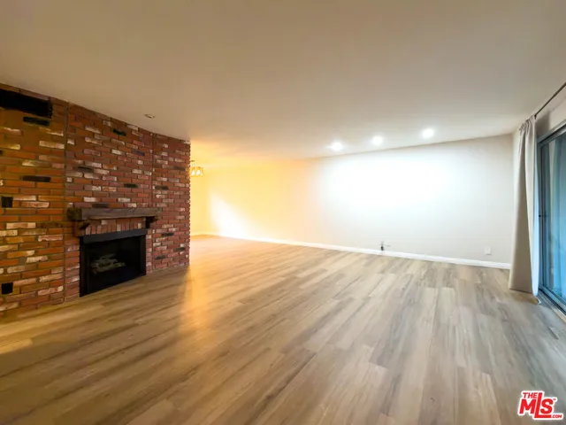 $4,850 | 9531 VÃa Ricardo, Burbank, CA 91504