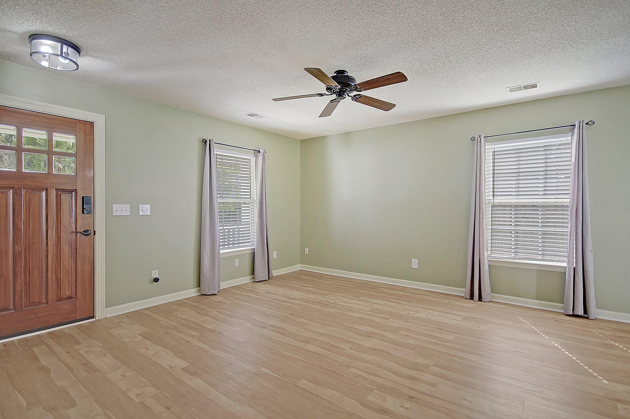 328 Eagle Ridge Road Summerville, SC 29485 - Photo 6 of 32 04 f2