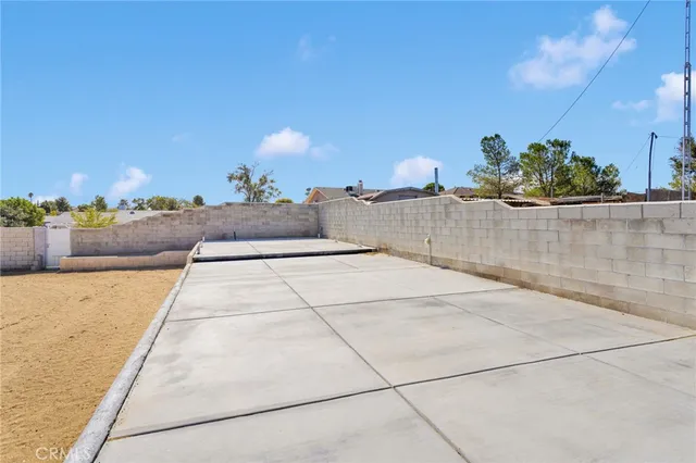 $428,000 | 16591 Ponca Street, Victorville, CA 92395