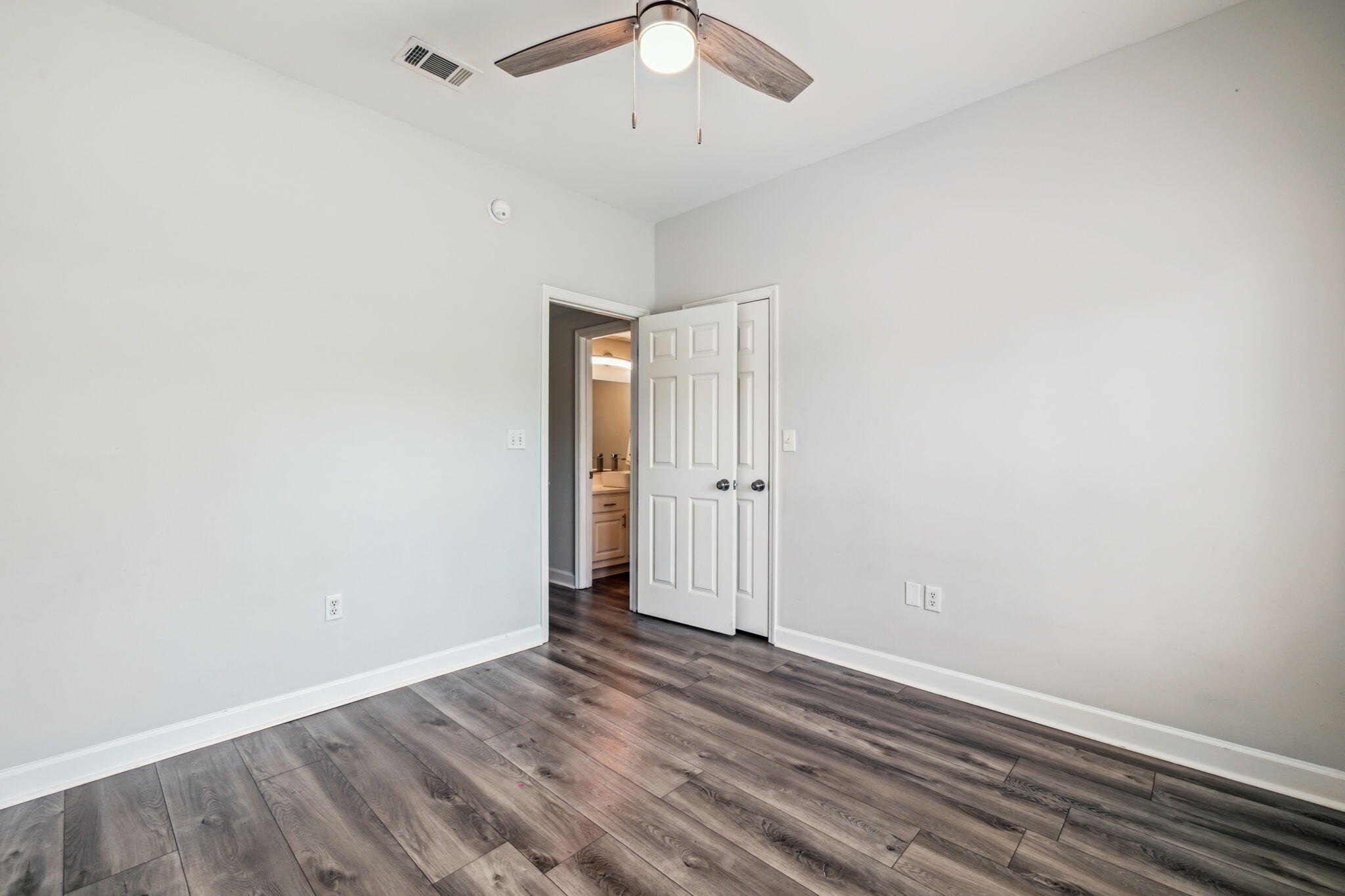 1190 Bay Court Destin, FL 32541 - Photo 32 of 59 Array_1190BayCt-60