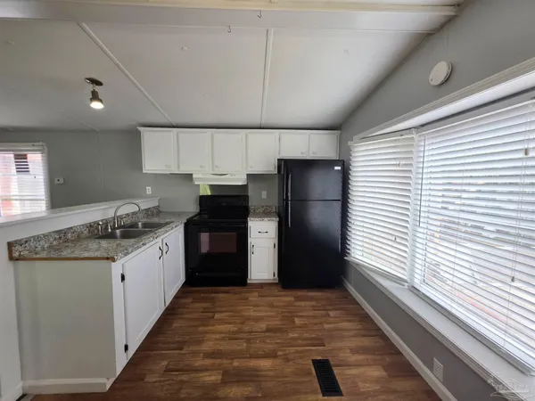 $1,150 | 8527 San Juan Calzada, Pensacola, FL 32507