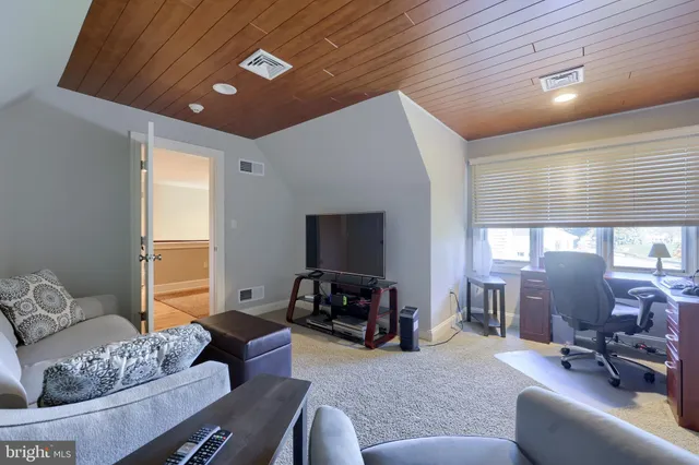 a view of a house with pool