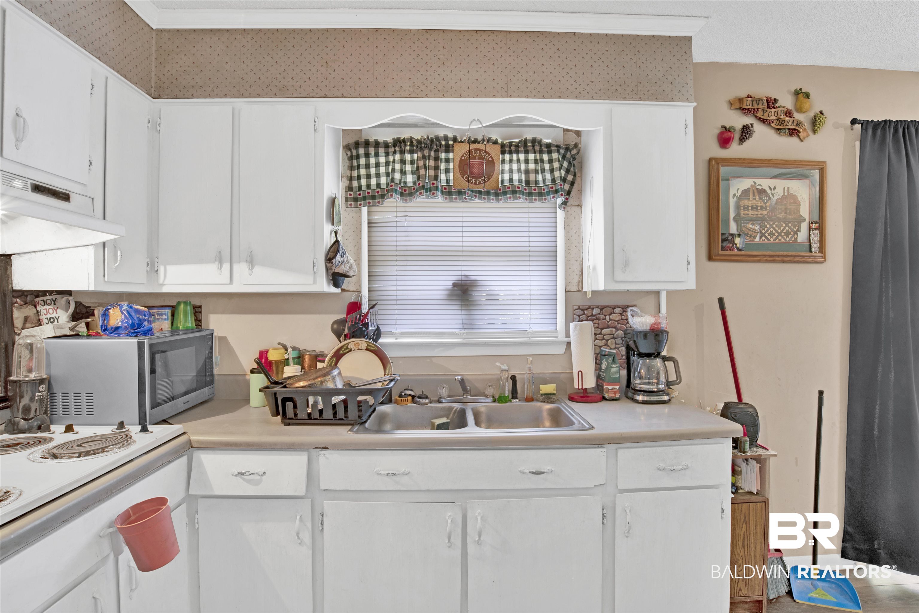 927 Celeste Road Saraland, AL 36571 - Photo 9 of 22