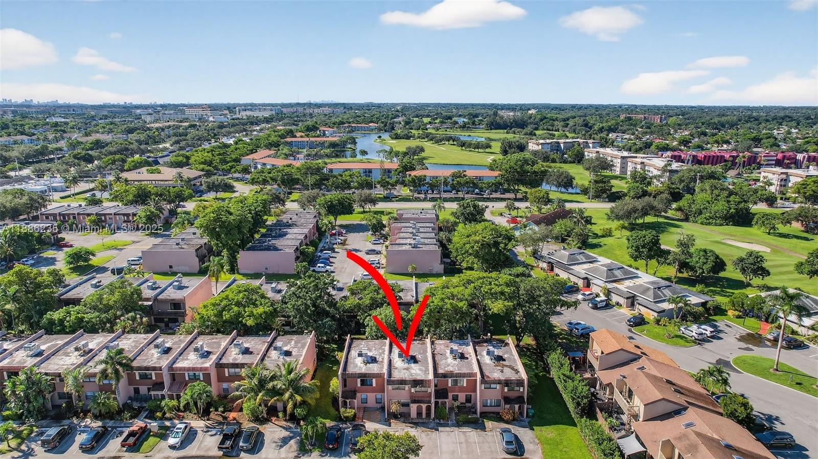 27 Madrid Lane, Unit 28 Davie, FL 33324 - Photo 32 of 34 a view of a city