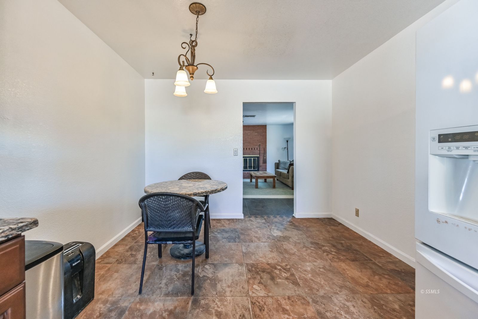 1224 West Iowa Avenue Ridgecrest, CA 93555 - Photo 6 of 22