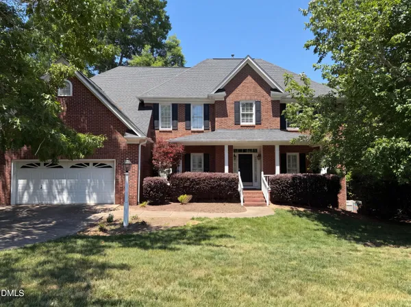 $775,000 | 2005 Katesbridge Lane, Raleigh, NC 27614