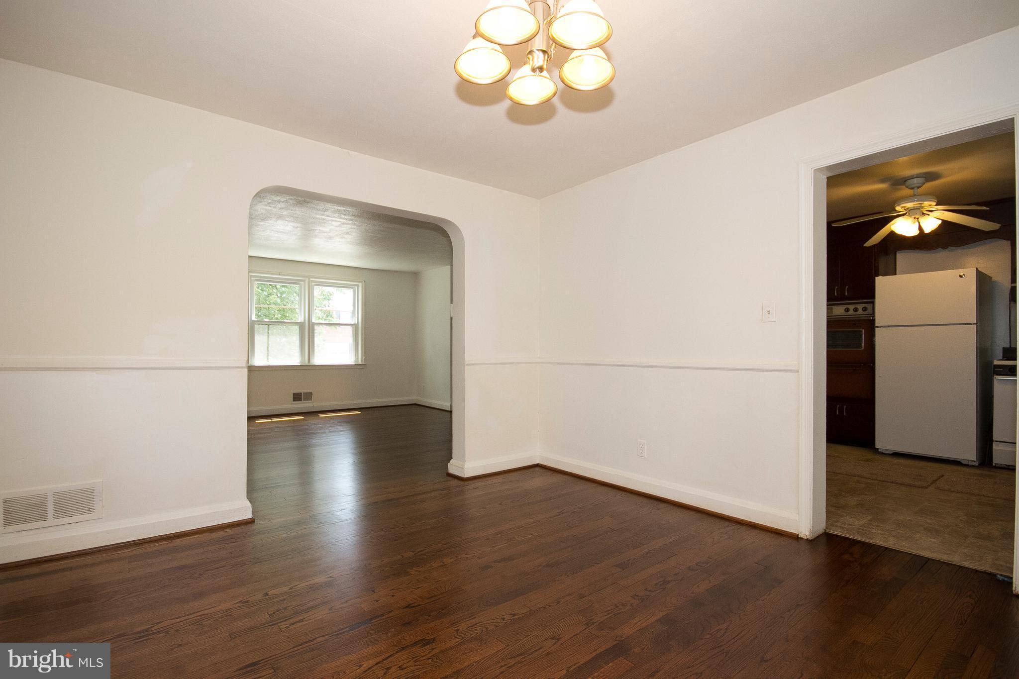8120 Pleasant Plains Road Towson, MD 21286 - Photo 8 of 28 Dining Room