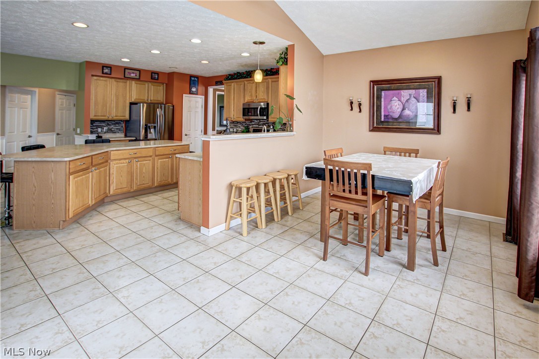 4527 Ridgestone Way Medina, OH 44256 - Photo 13 of 35 Gallery Image 13