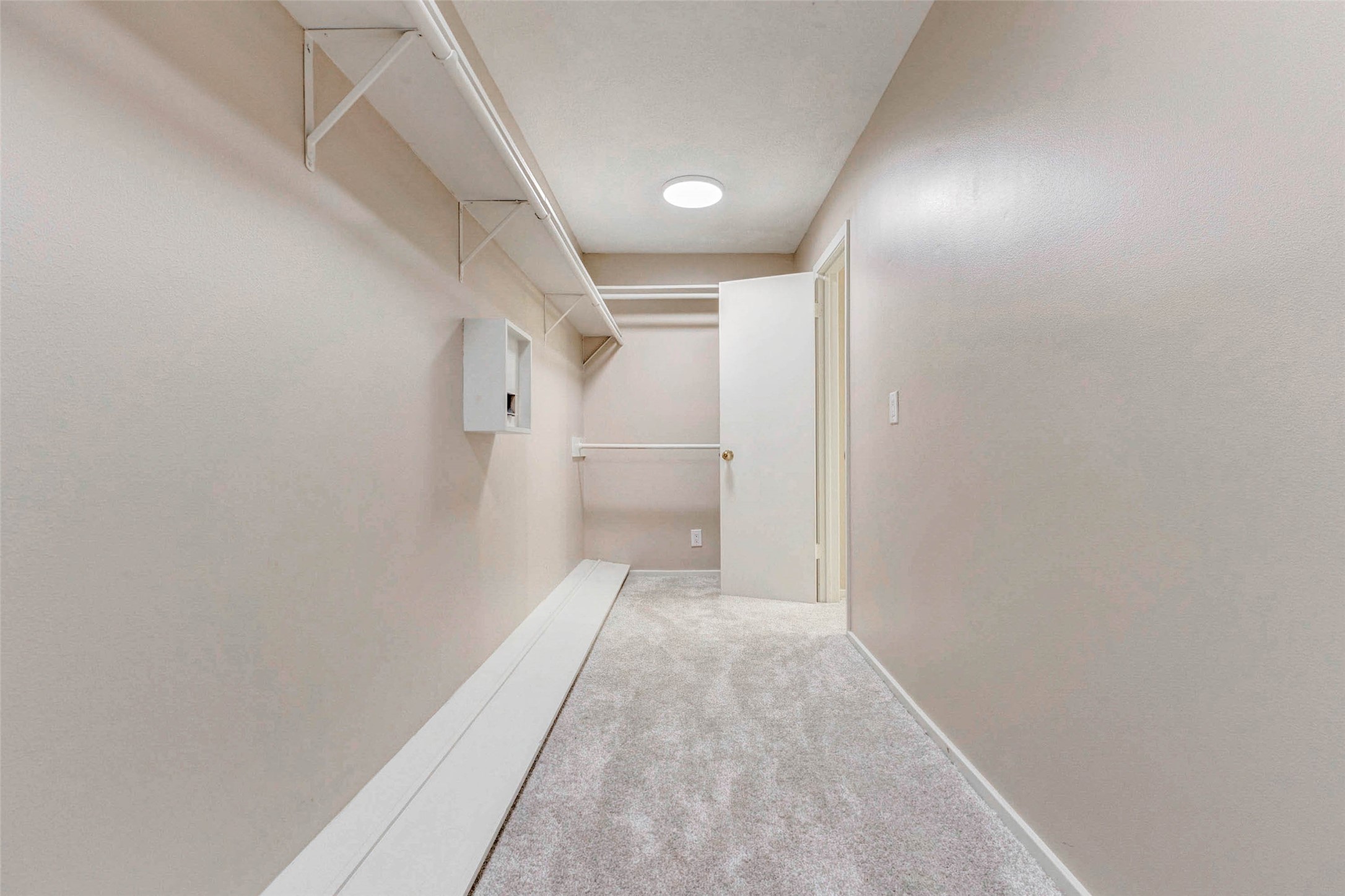 9650 Val Verde Street Houston, TX 77063 - Photo 28 of 50