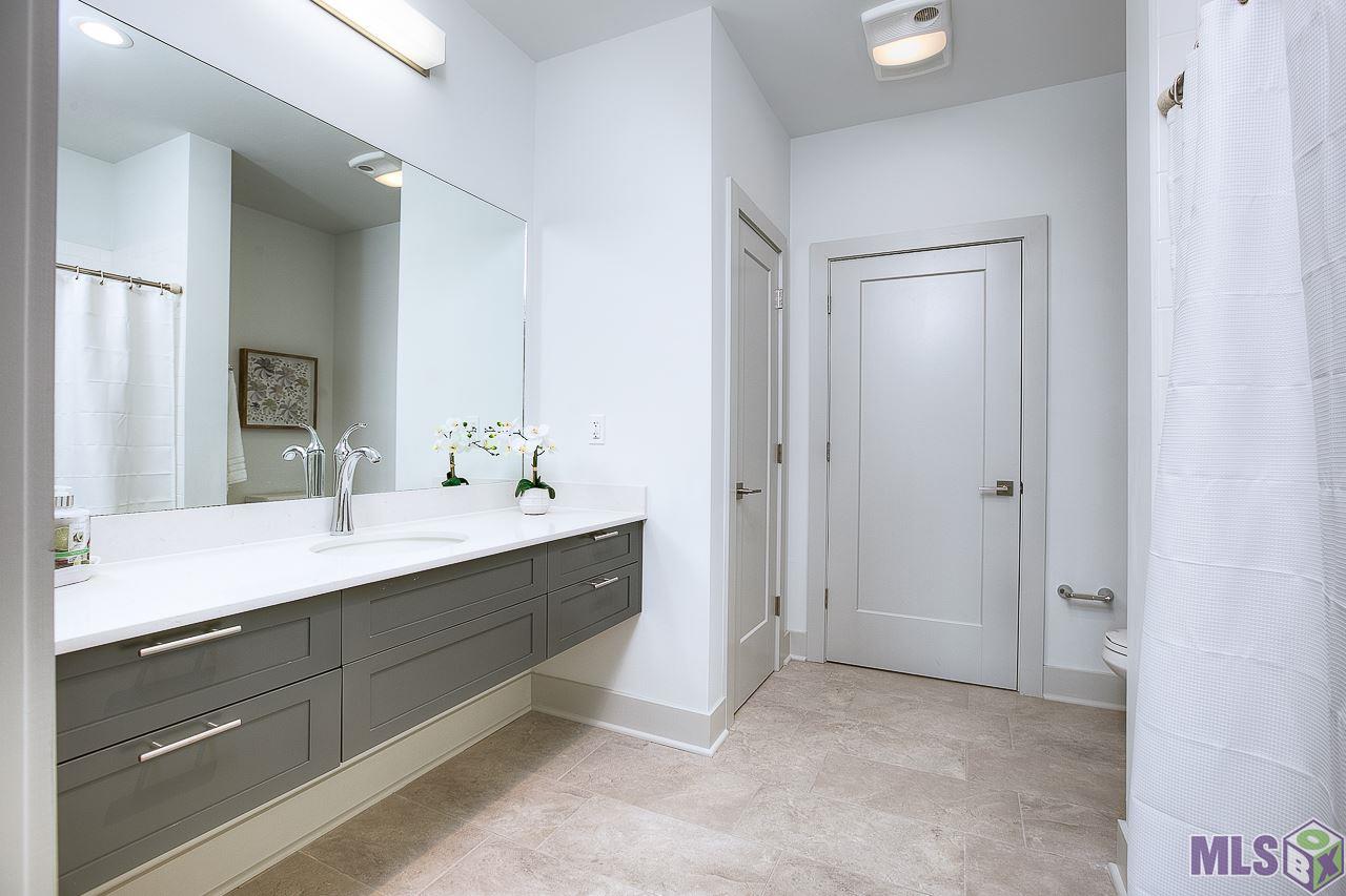516 Moore Street, Unit 303 Baton Rouge, LA 70806 - Photo 6 of 8