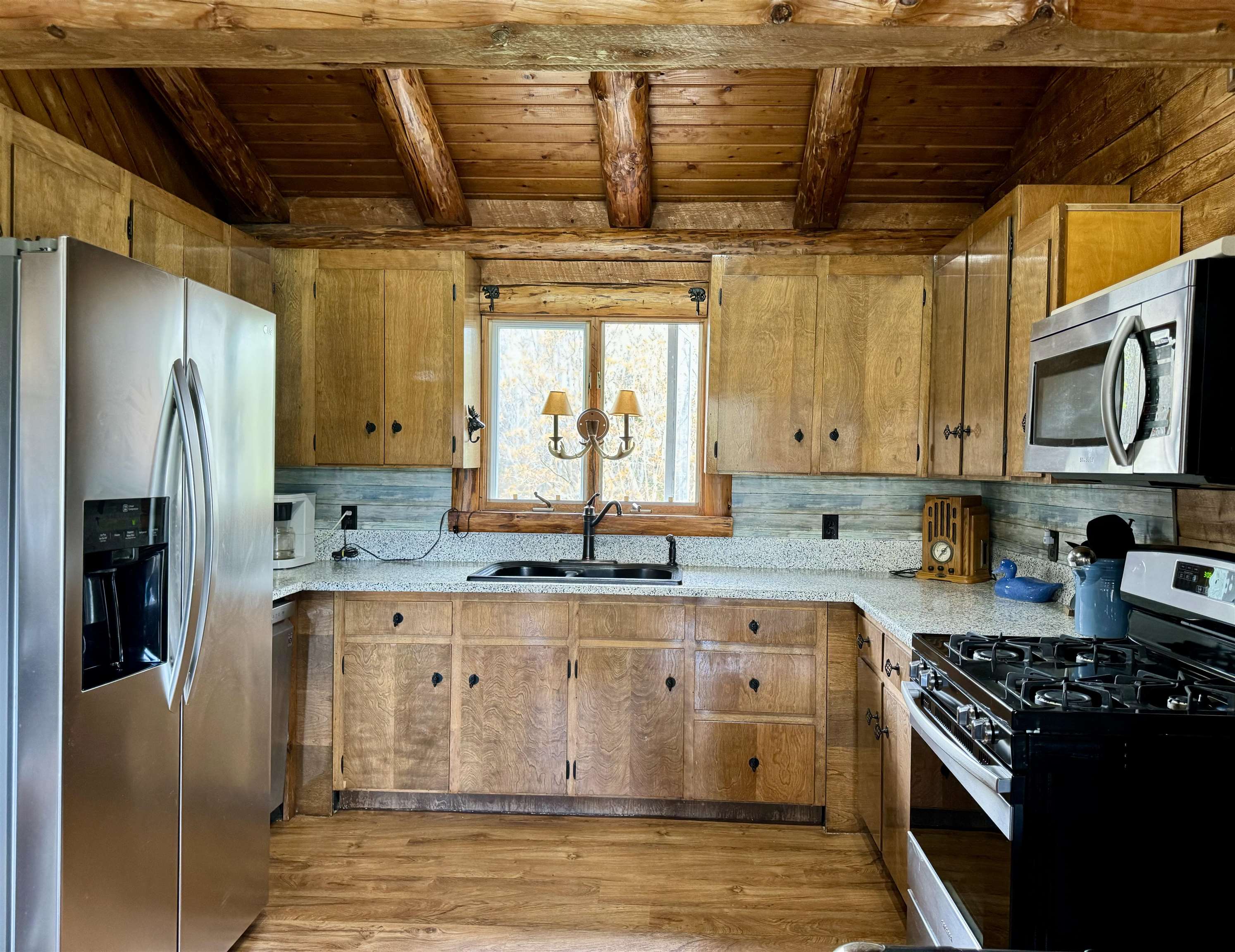 189 Whipple Road Jefferson, NH 03583 - Photo 12 of 40 Gallery Image 12
