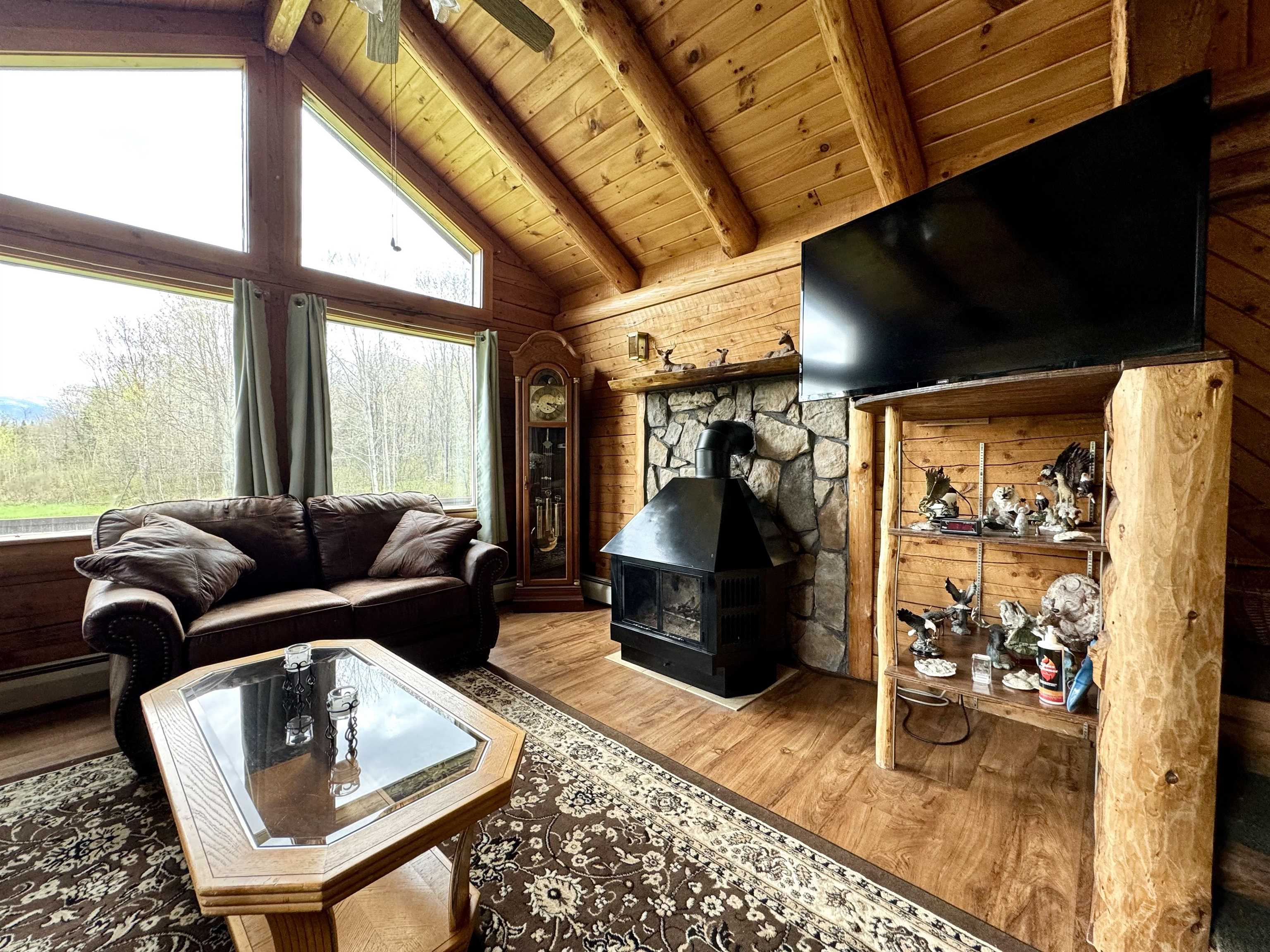 189 Whipple Road Jefferson, NH 03583 - Photo 18 of 40 Gallery Image 18