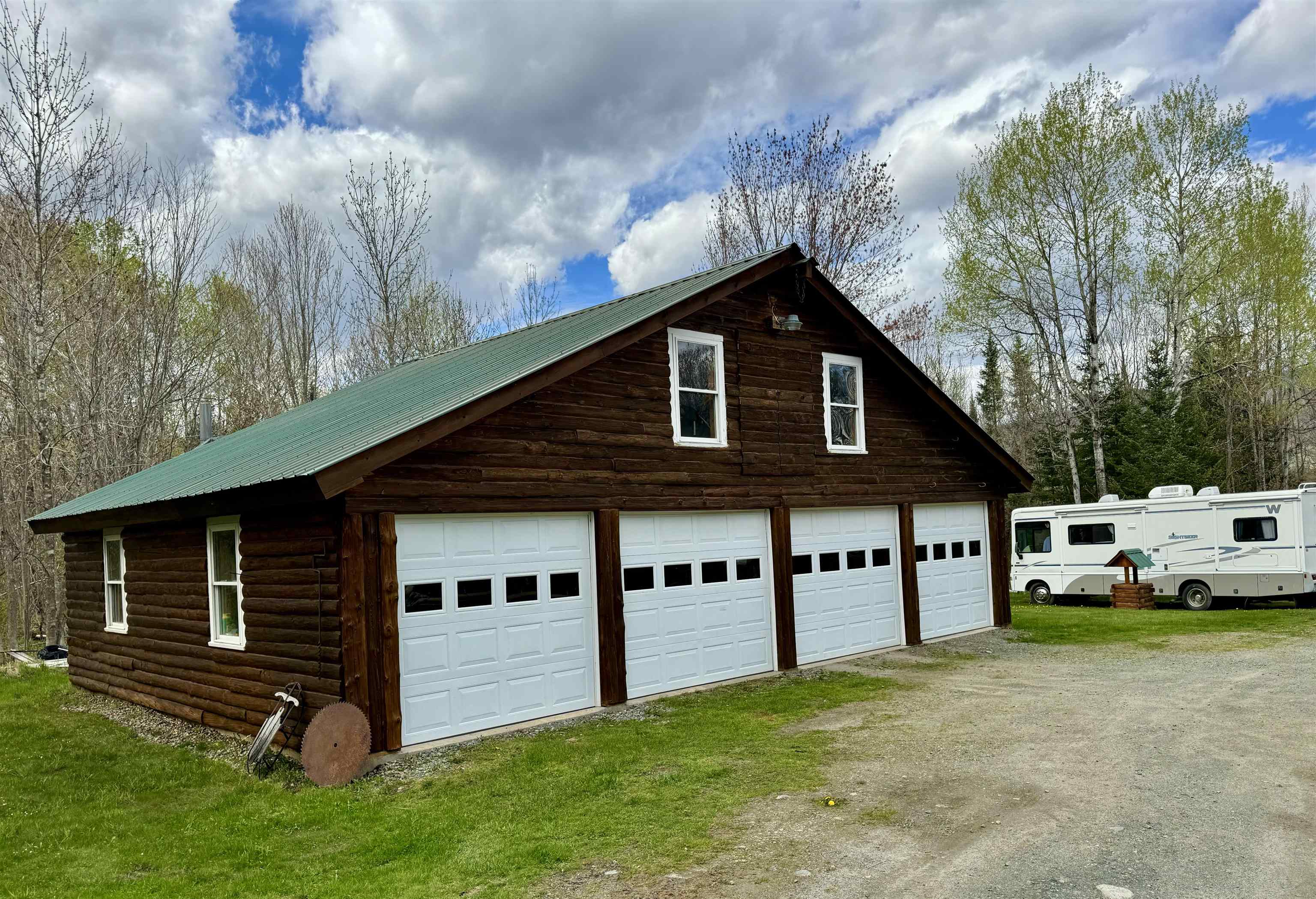 189 Whipple Road Jefferson, NH 03583 - Photo 4 of 40 Gallery Image 4