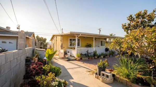 $699,999 | 538 Felicita Avenue, Spring Valley, CA 91977