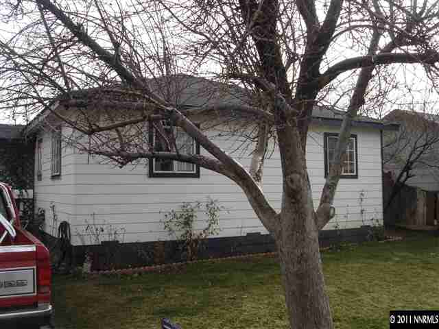 1390 Trainer Way Reno, NV 89512 - Photo 4 of 8 Photo 4