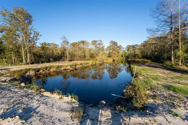 $230,000 | 334 Coushatta Lane, Lake Charles, LA 70611