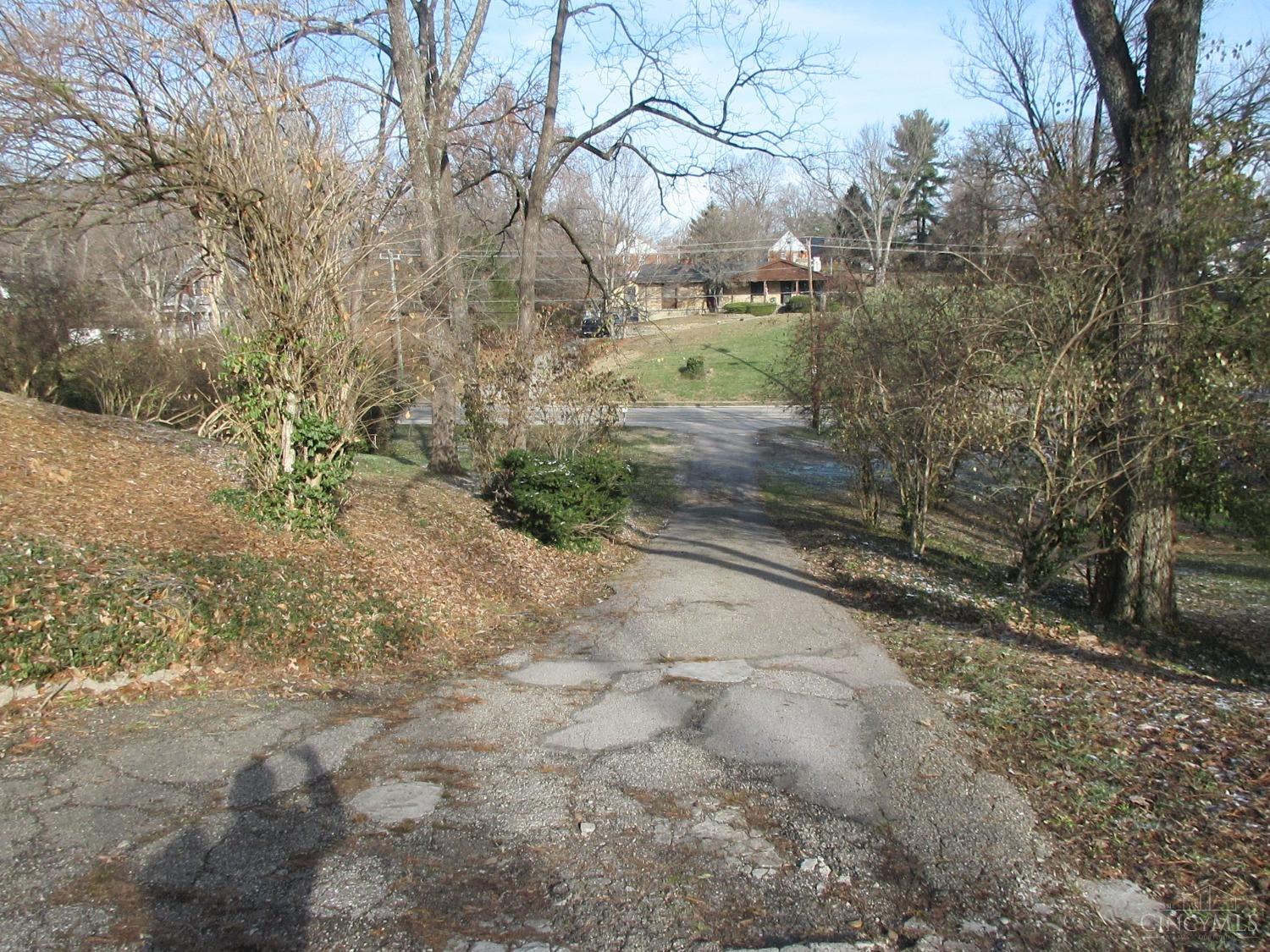 5097 Rapid Run Road Cincinnati, OH 45238 - Photo 8 of 74