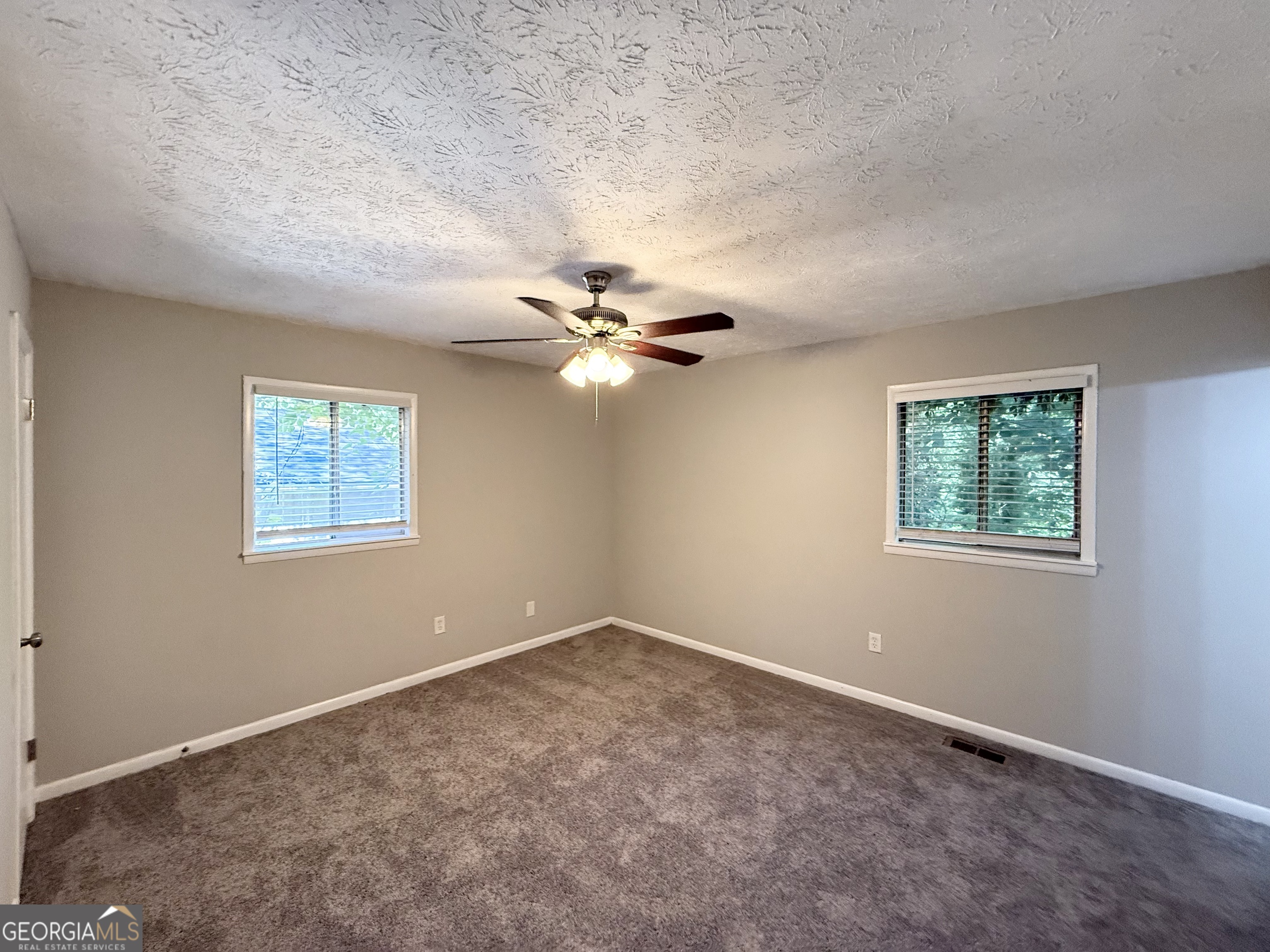 4442 Cedar Ridge Trail Stone Mountain, GA 30083 - Photo 4 of 8