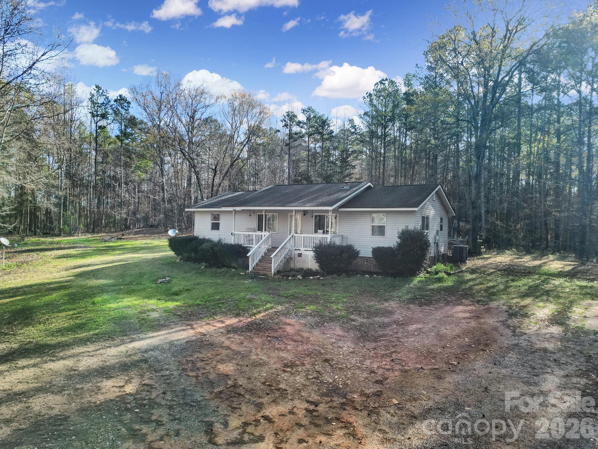 553 North Lane Catawba, SC 29704 - Photo 7 of 32