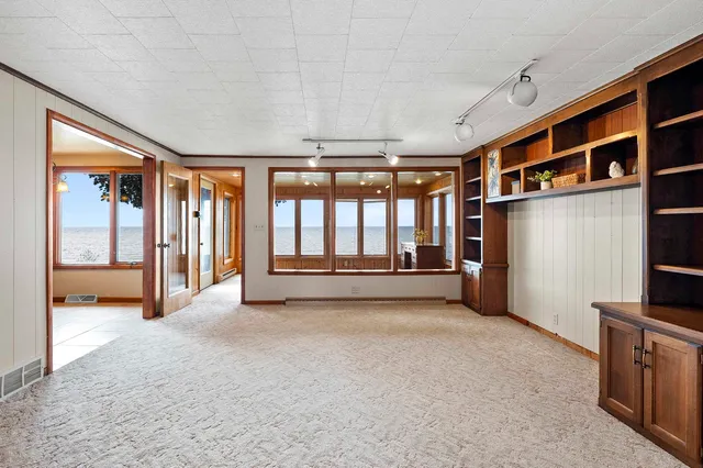 $724,900 | N9613 Bay Shore Lane, Luxemburg, WI 54217