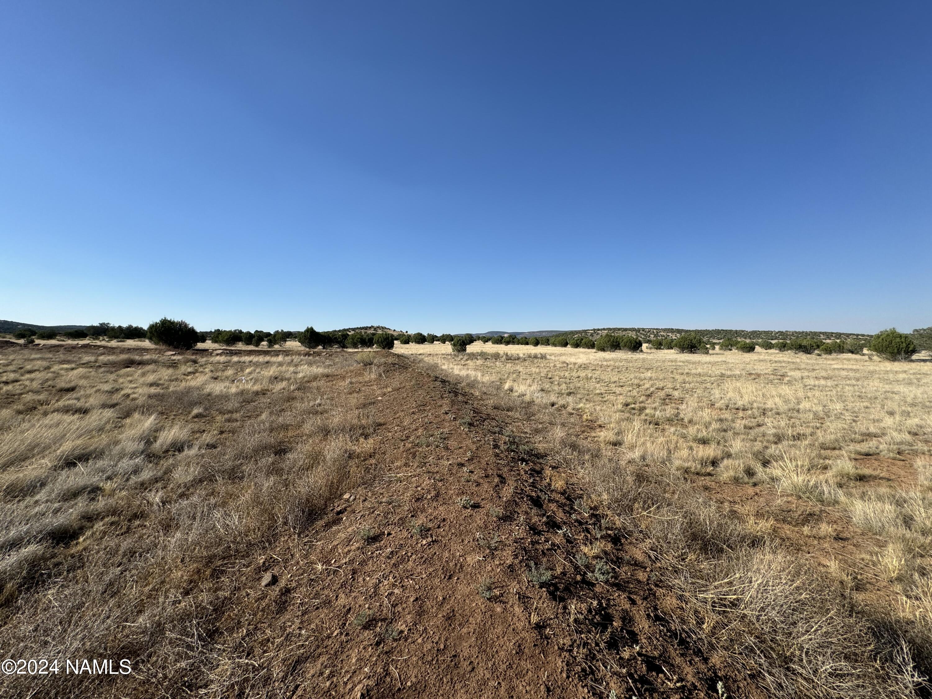 48501 North Double A Rnch Road Williams, AZ 86046 - Photo 24 of 46 a view of an ocean