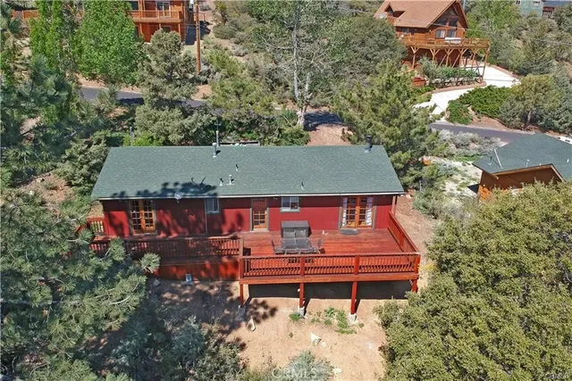 $1,700 | 2008 Pioneer Way, Pine Mountain Club, CA 93222