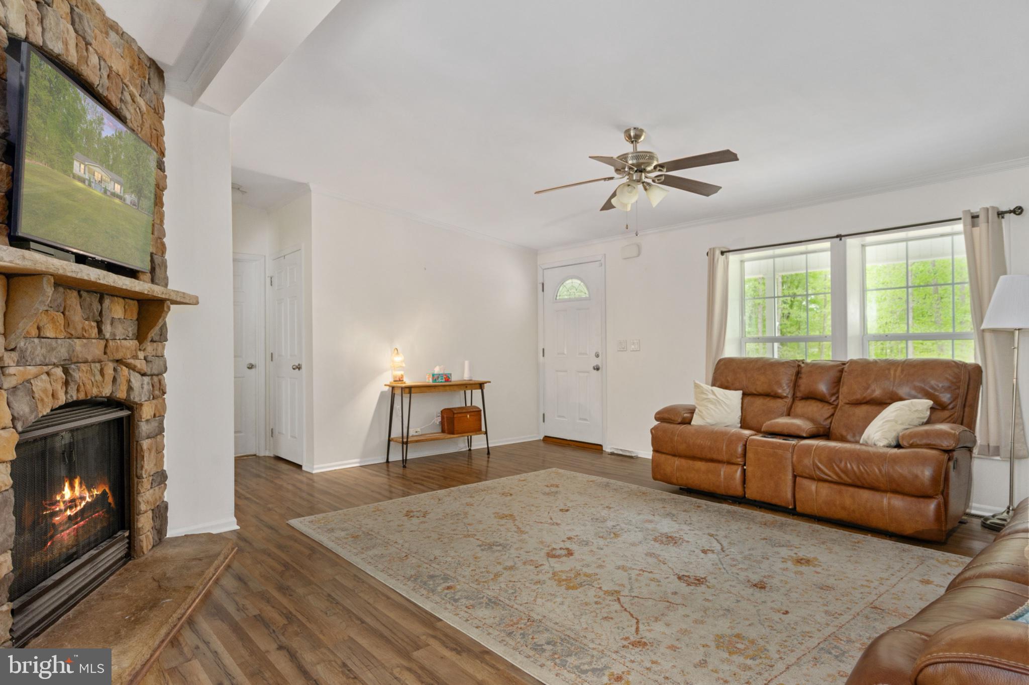 2319 Sizer Road Beaverdam, VA 23015 - Photo 18 of 61 Cozy living space with rustic charm.