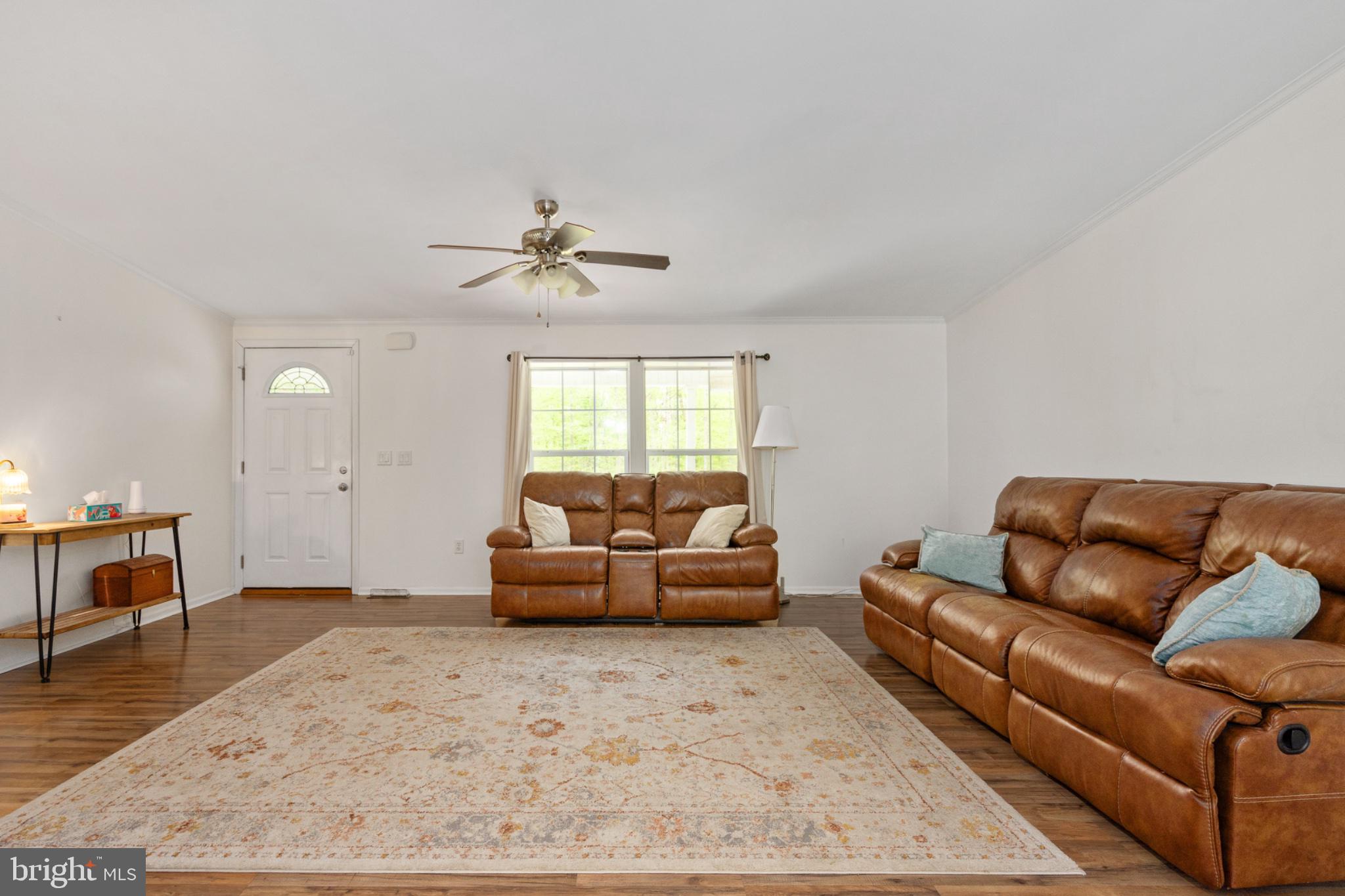 2319 Sizer Road Beaverdam, VA 23015 - Photo 20 of 61 Spacious living area with natural light.
