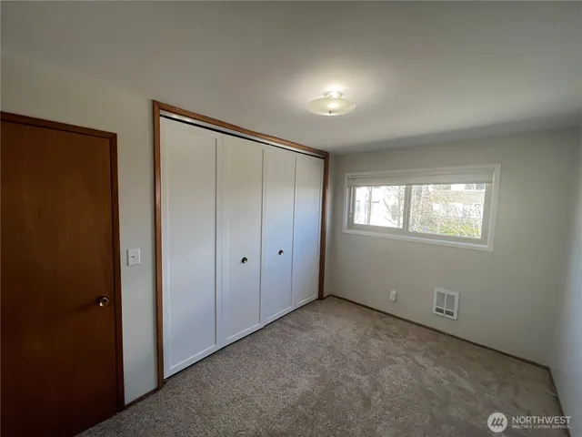 $2,100 | 1505 East Galer Street, Unit 3, Seattle, WA 98112