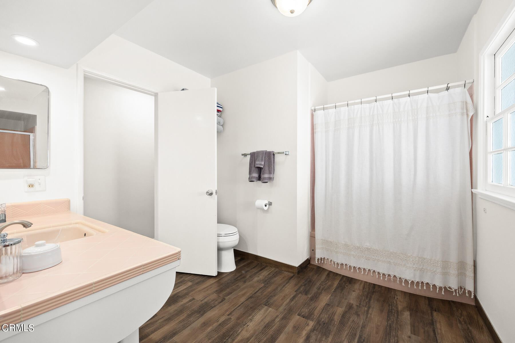 636 Knight Way La Canada Flintridge, CA 91011 - Photo 22 of 44 a bathroom with a sink a toilet and shower