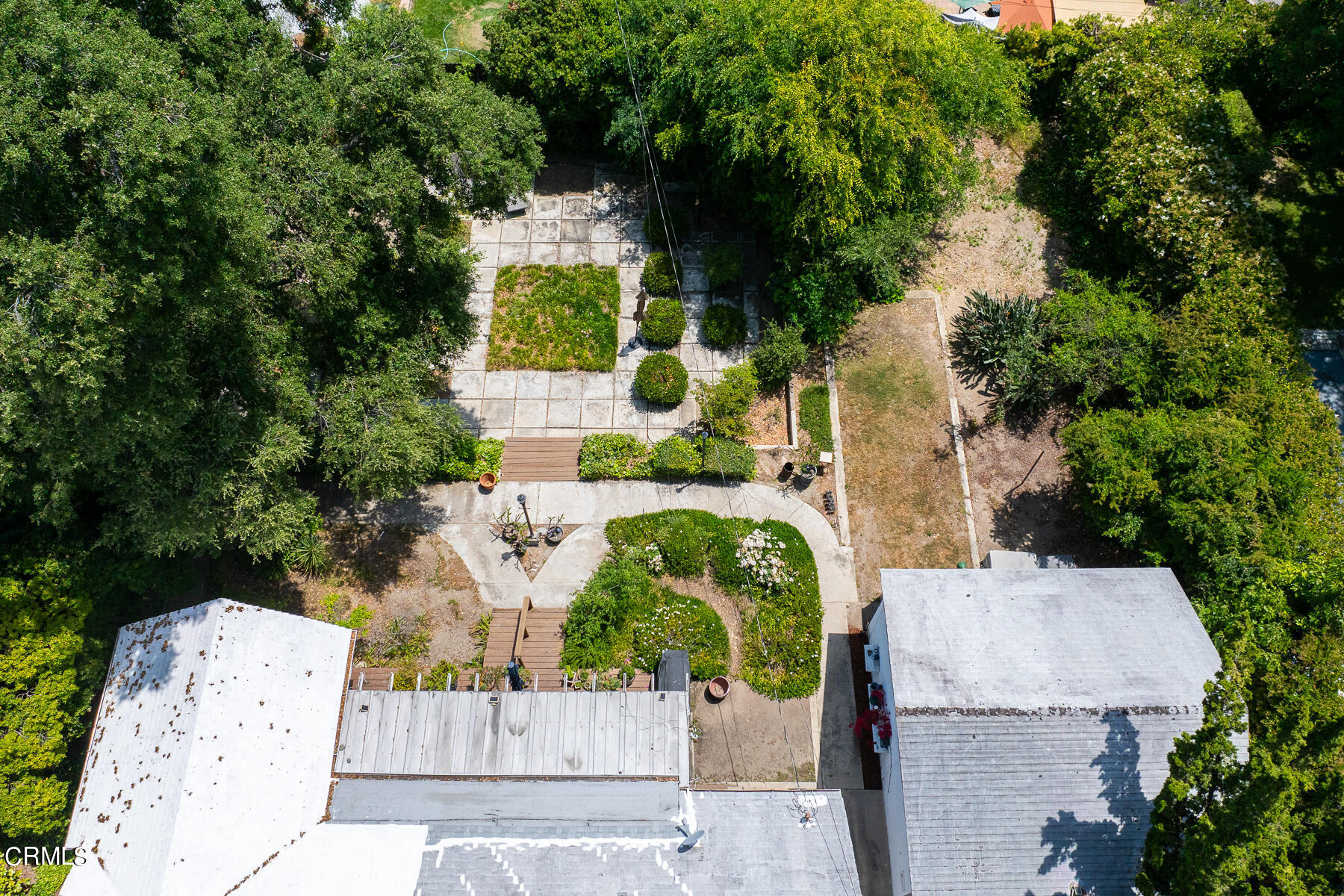 636 Knight Way La Canada Flintridge, CA 91011 - Photo 37 of 44 an aerial view of a house with outdoor space