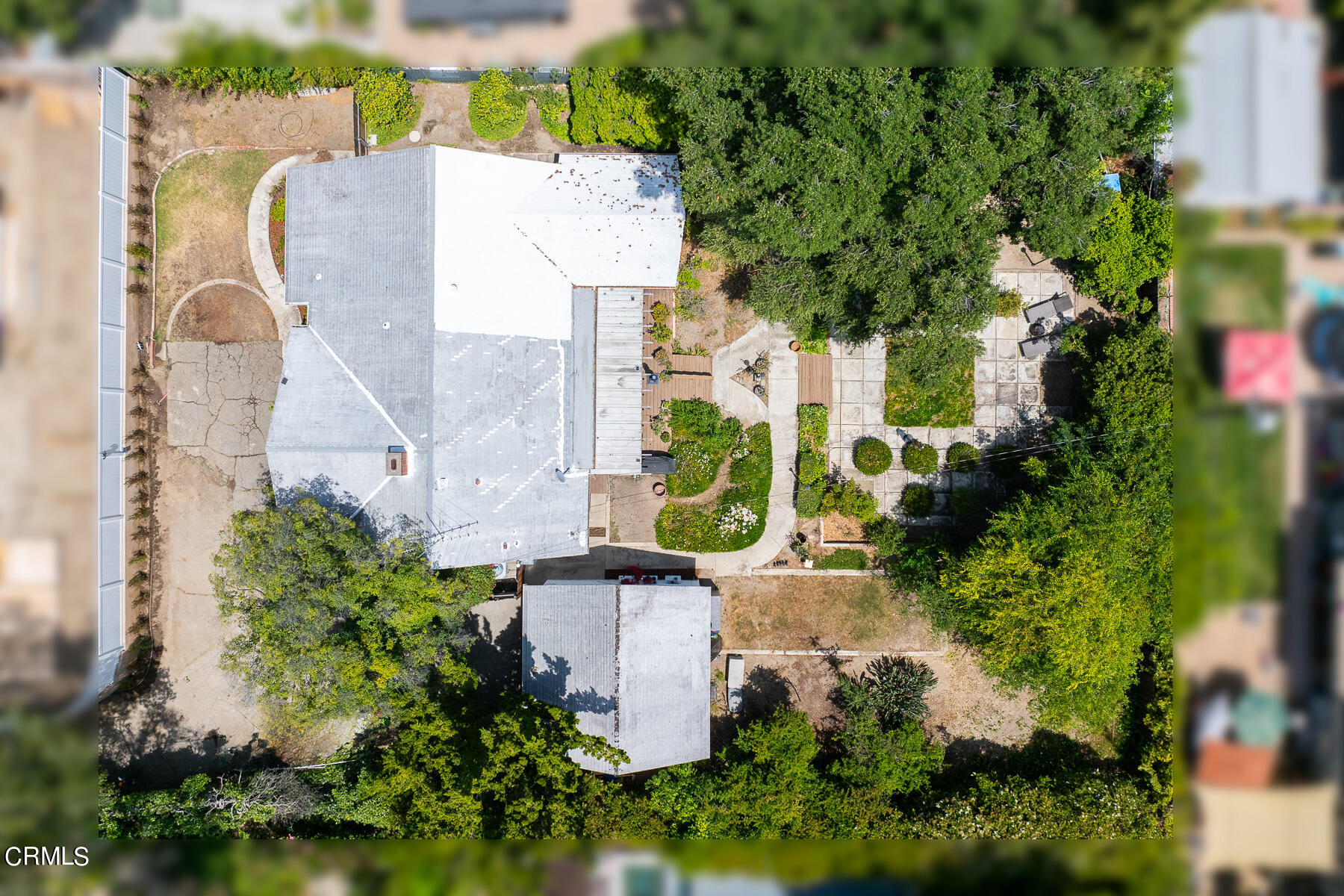 636 Knight Way La Canada Flintridge, CA 91011 - Photo 40 of 44 an aerial view of a house with a garden and plants