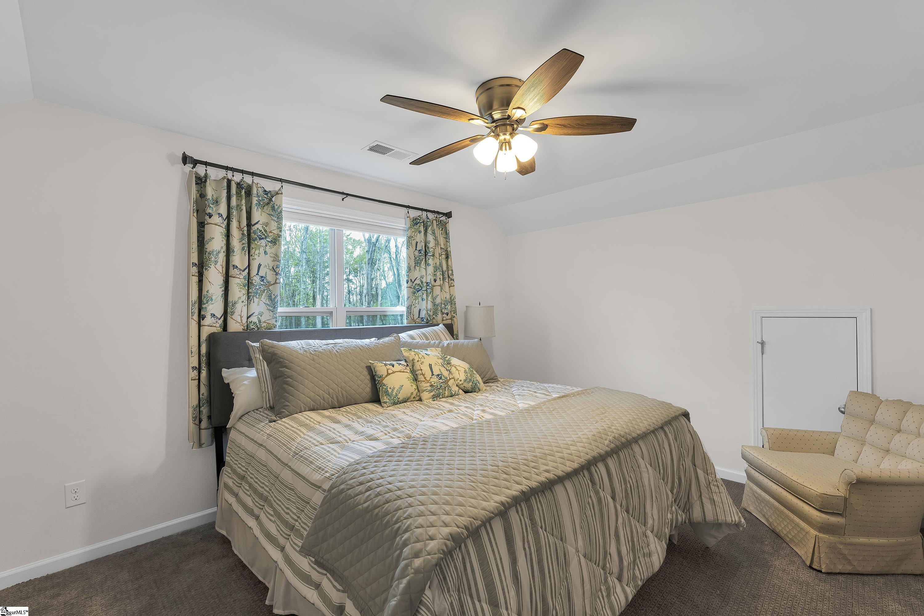 131 Yellow Fox Road Greer, SC 29650 - Photo 24 of 36 Gallery Image 24