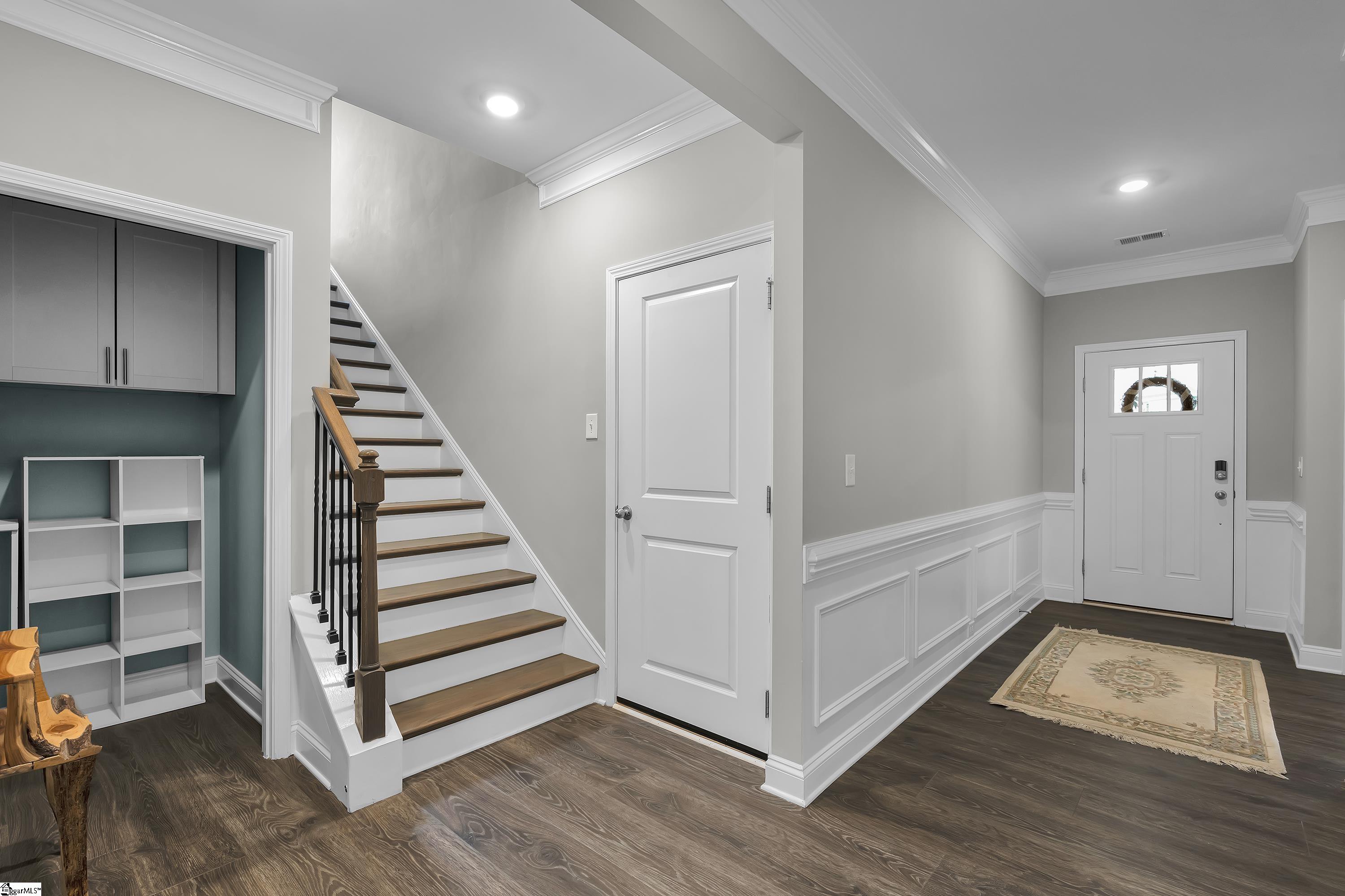 131 Yellow Fox Road Greer, SC 29650 - Photo 3 of 36 Gallery Image 3
