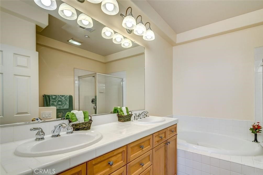 9 Bonsall Irvine, CA 92602 - Photo 8 of 22