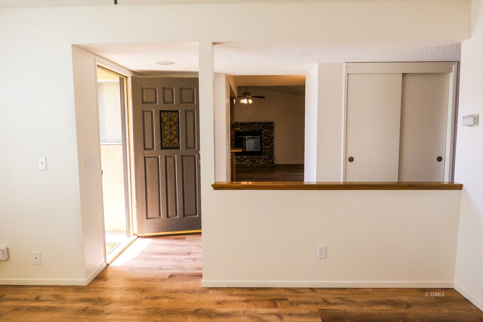216 East Cardigan Avenue Ridgecrest, CA 93555 - Photo 6 of 38