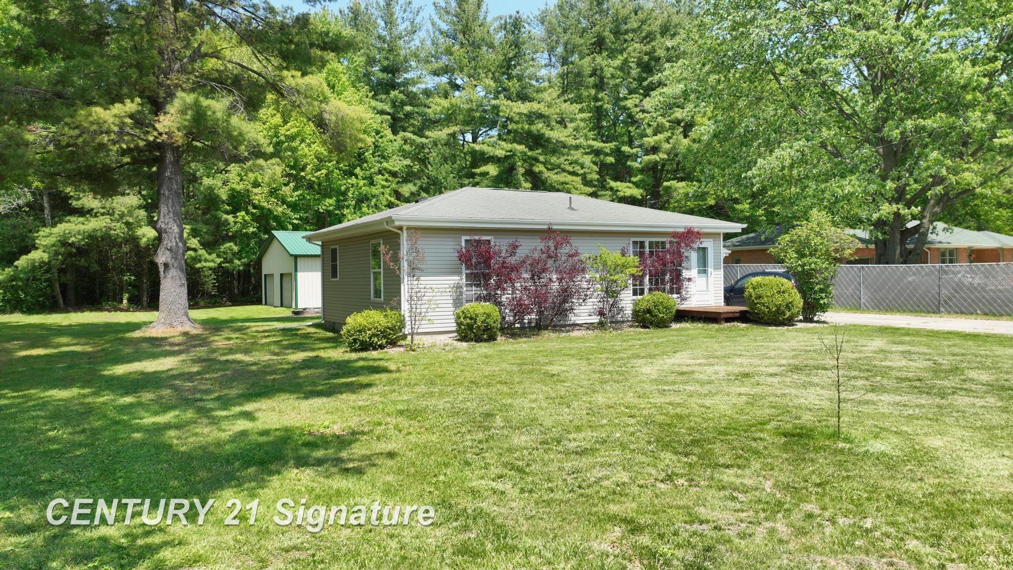 1250 West Sloan Road Burt, MI 48417 - Photo 3 of 50