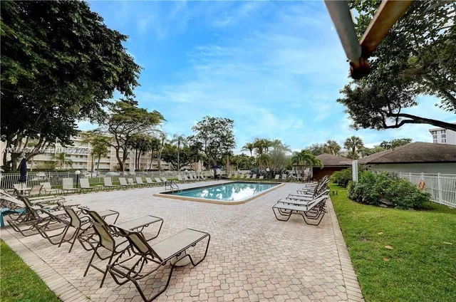 $2,200 | 2671 South Course Drive, Unit 109, Pompano Beach, FL 33069