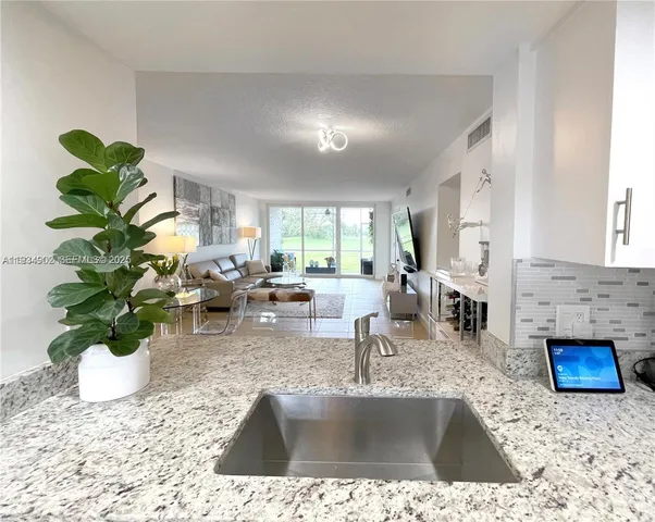 $2,200 | 2671 South Course Drive, Unit 109, Pompano Beach, FL 33069