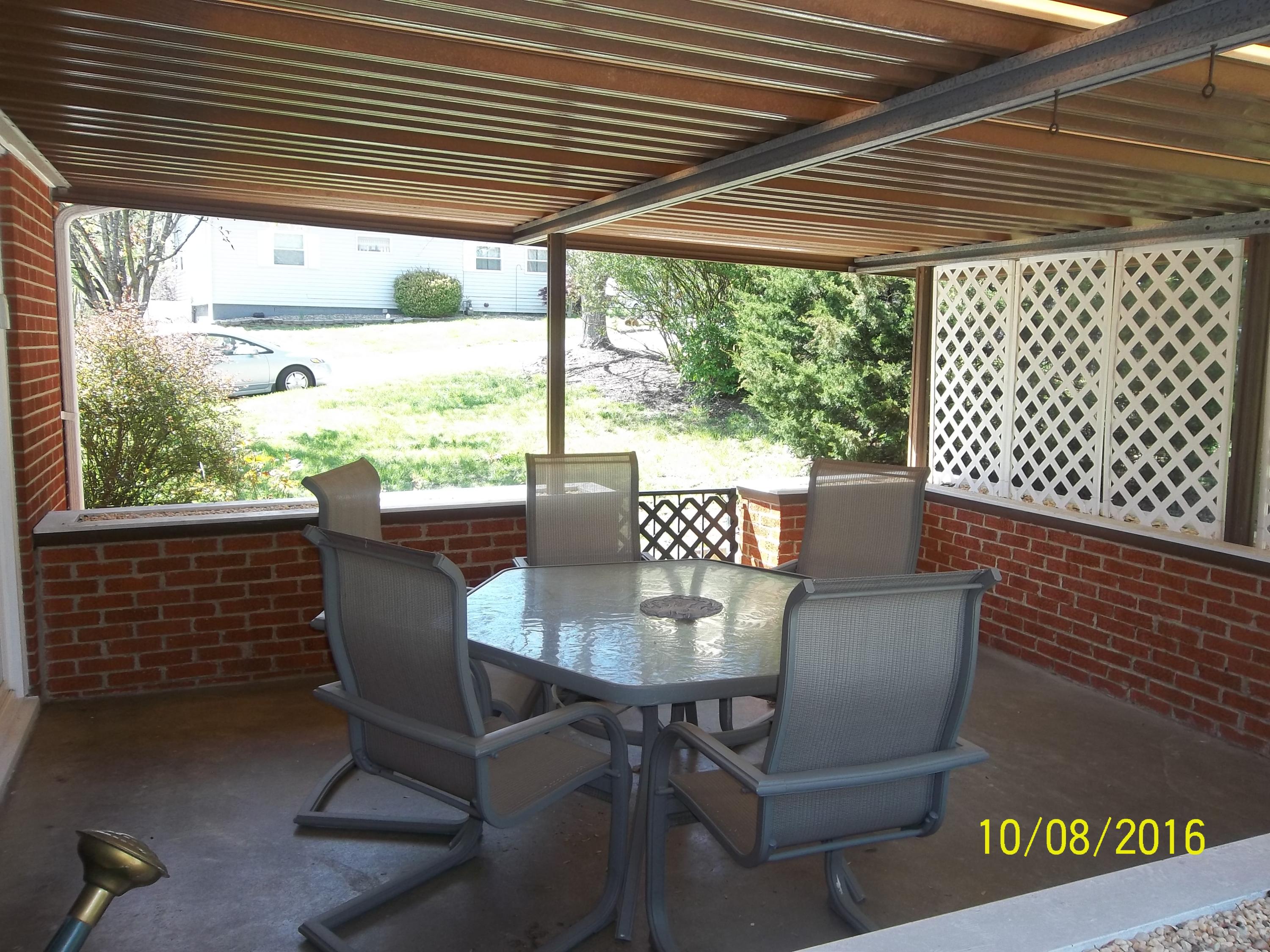 104 Maple Lane Oak Ridge, TN 37830 - Photo 8 of 29 100_1421