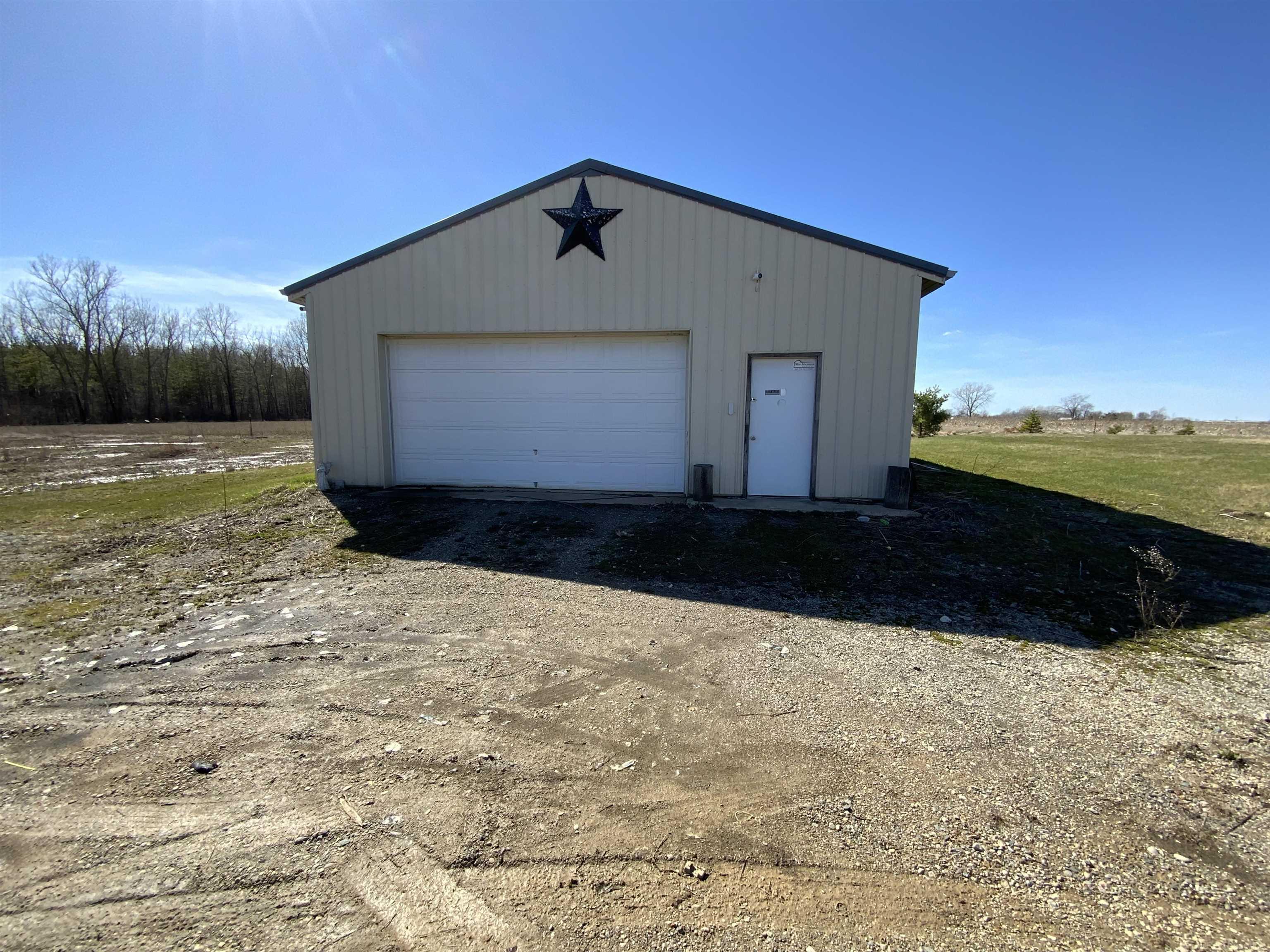 3188 Juhl Road Marlette, MI 48453 - Photo 2 of 29