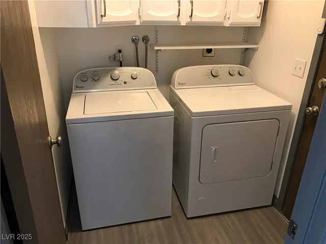 $2,300 | 6271 Cedarwood Avenue, Las Vegas, NV 89103