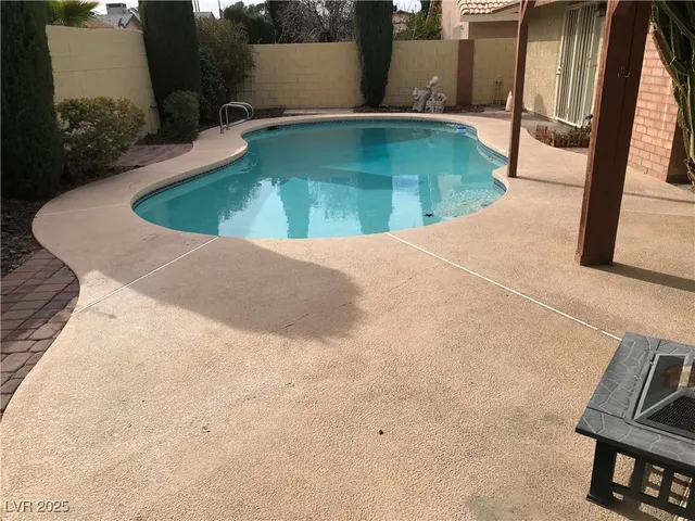 $2,300 | 6271 Cedarwood Avenue, Las Vegas, NV 89103