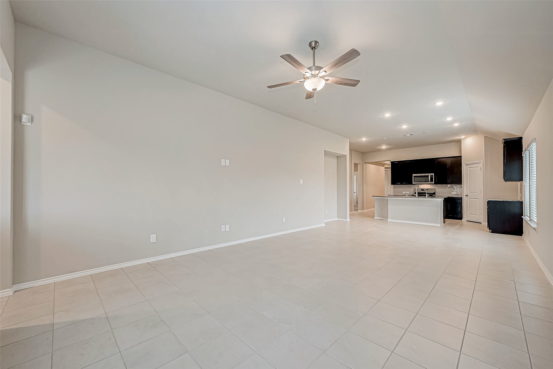 31801 Pecan Cottage Lane Spring, TX 77386 - Photo 7 of 37