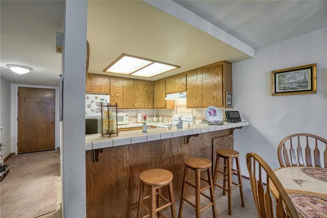 $175,000 | 10 Royale Avenue, Unit 13A2, Lakeport, CA 95453