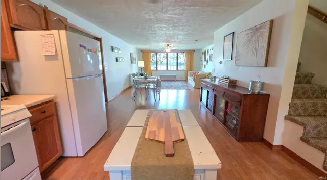 $589,000 | 7891 North Tippecanoe Drive, Walkerton, IN 46574