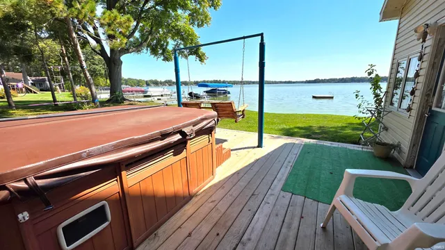 $589,000 | 7891 North Tippecanoe Drive, Walkerton, IN 46574