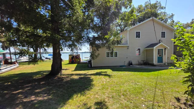 $589,000 | 7891 North Tippecanoe Drive, Walkerton, IN 46574