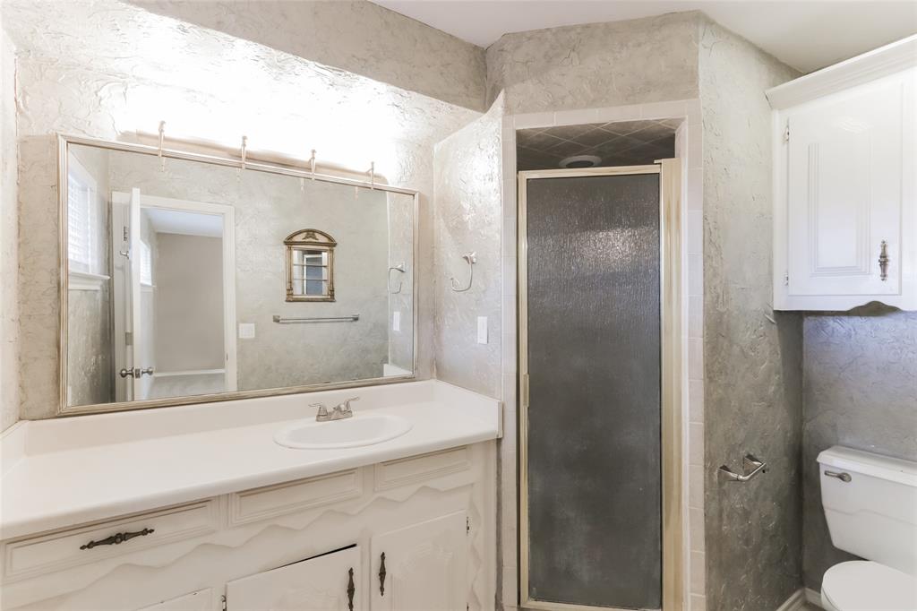 1608 Cloister Way Plano, TX 75075 - Photo 4 of 16