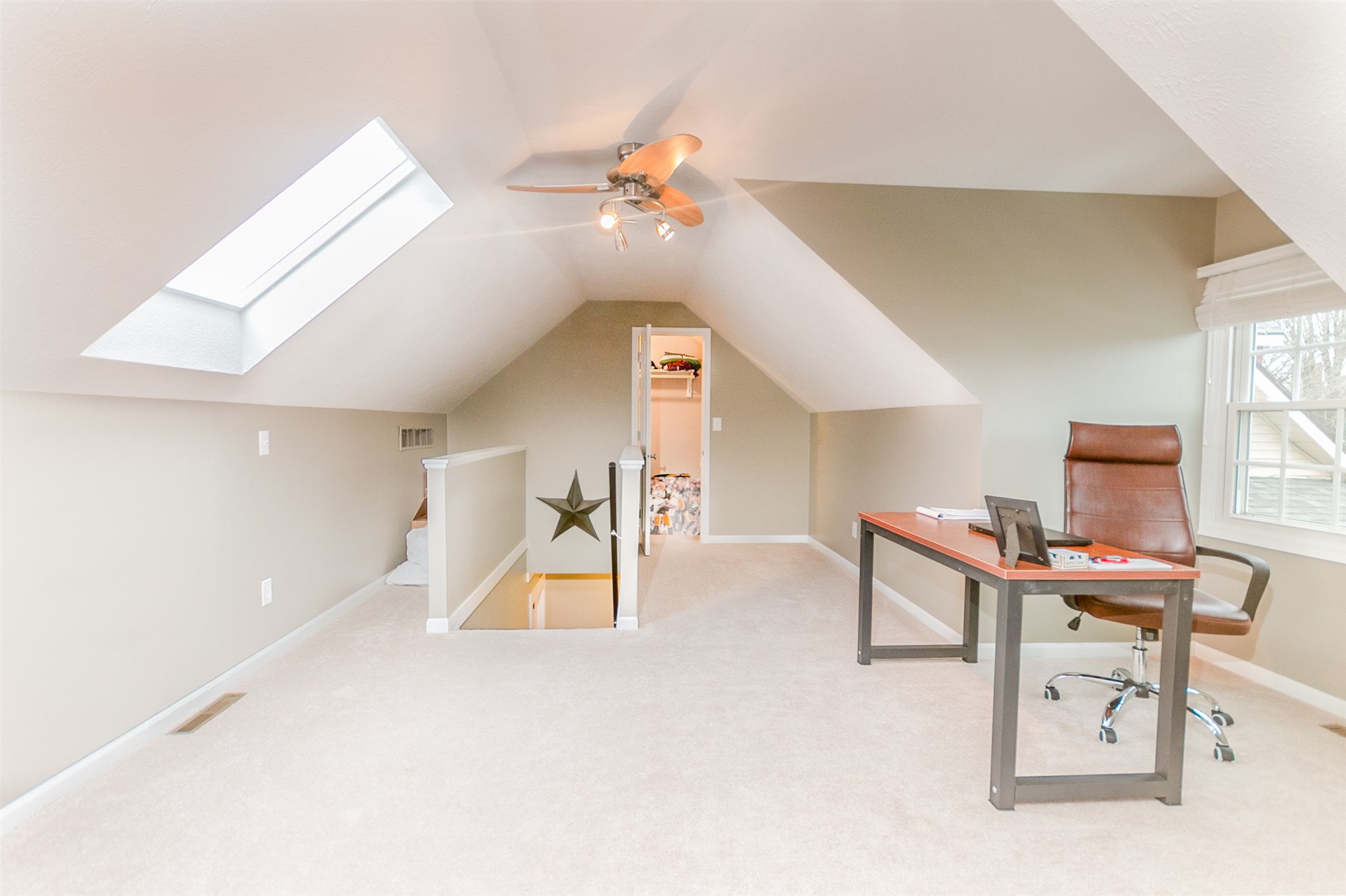15404 Hunting Ridge Trail Granger, IN 46530 - Photo 17 of 36 Gallery Image 17